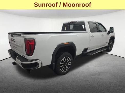 Used 2023 GMC Sierra 2500 AT4 w/ AT4 Preferred Package AWD/4WD image 5