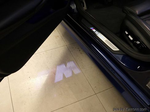 Used 2020 BMW M550i xDrive M550i xDrive w/ Executive Package image 29