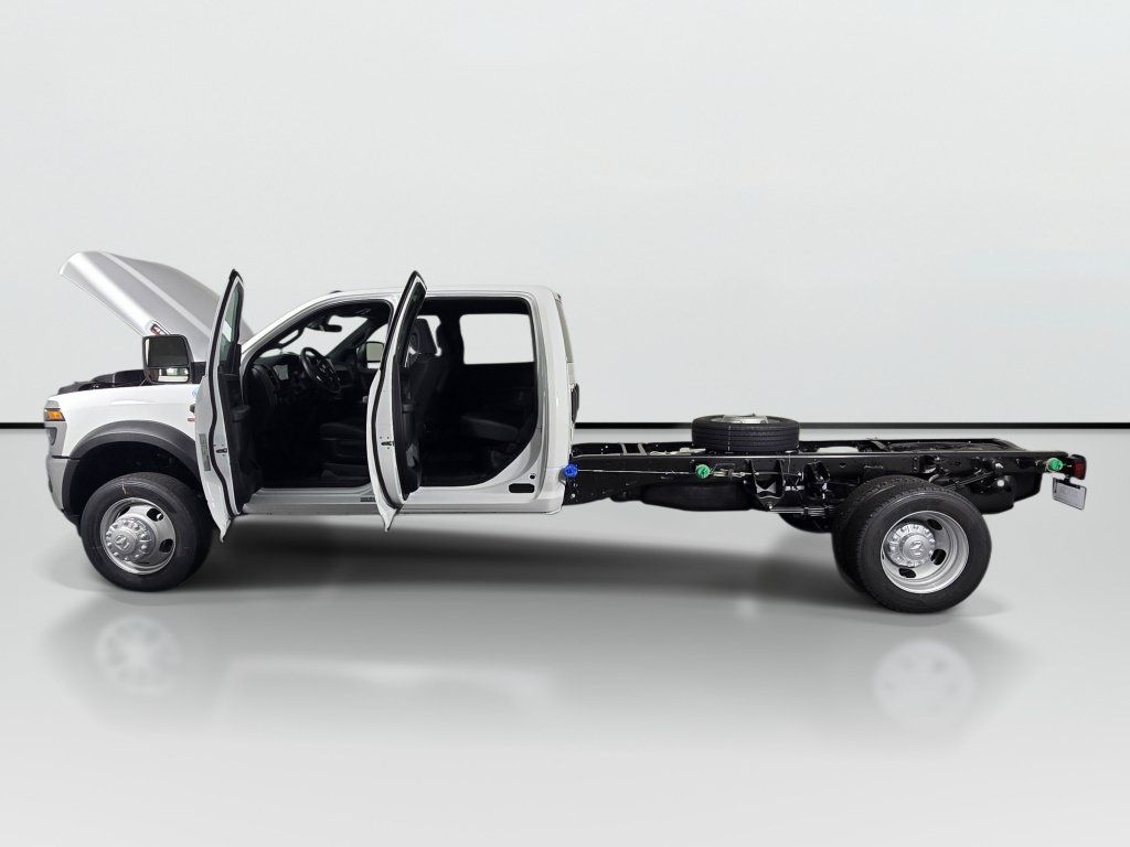 New 2026 RAM 4500 Tradesman w/ Chrome Appearance Group AWD/4WD image 10