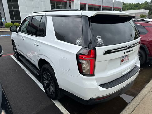Used 2022 Chevrolet Tahoe Z71 AWD/4WD image 3