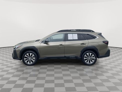 Certified 2025 Subaru Outback Limited AWD/4WD image 11
