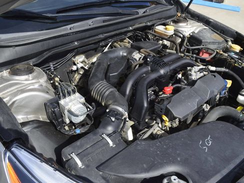 Used 2016 Subaru Legacy 2.5i Limited image 40