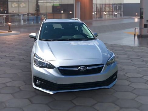 Used 2020 Subaru Impreza 2.0i Premium image 6