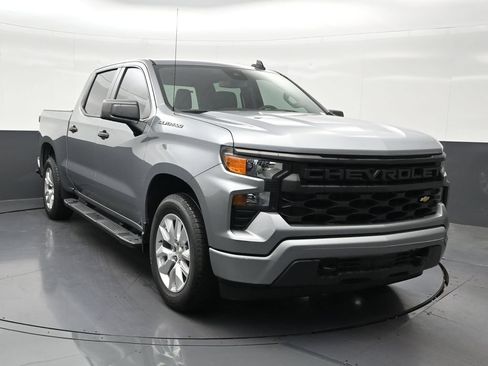 Used 2024 Chevrolet Silverado 1500 Custom RWD image 8