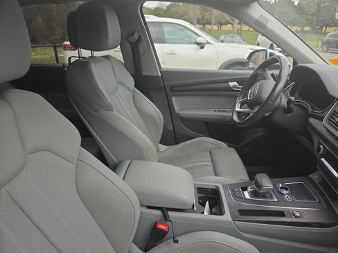 Used 2020 Audi Q5 Prestige w/ Prestige Package image 11