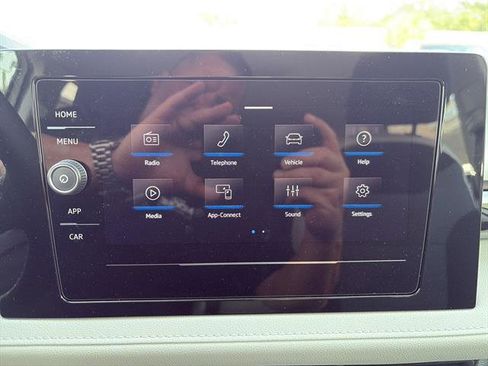 New 2026 Volkswagen Taos S image 19