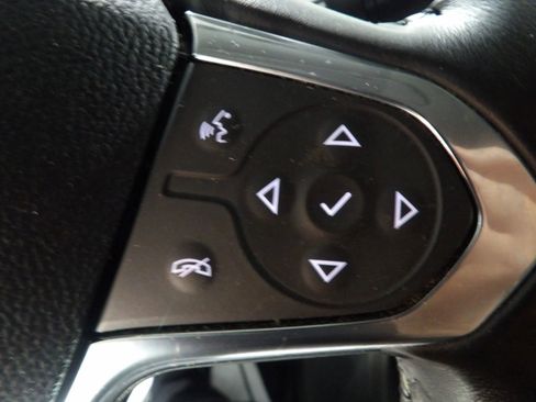 Used 2019 Chevrolet Traverse LT w/ LPO, Floor Liner Package AWD/4WD image 22