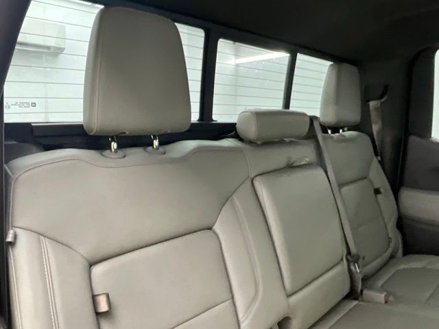 Used 2019 Chevrolet Silverado 1500 LTZ w/ LTZ Premium Package AWD/4WD image 20