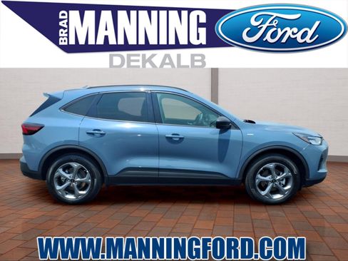 Used 2026 Ford Escape ST-Line AWD/4WD image 1