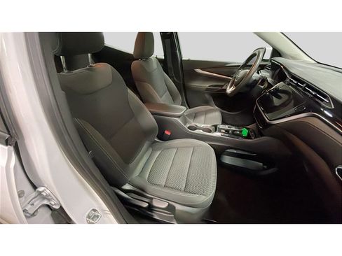 Used 2023 Chevrolet Bolt EUV LT image 17