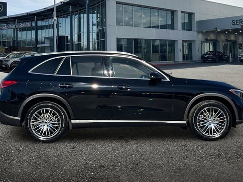 Used 2025 Mercedes-Benz GLC 300 GLC 300 image 3