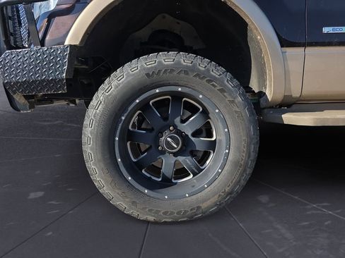 Used 2013 Ford F150 King Ranch w/ King Ranch Luxury Pkg image 14