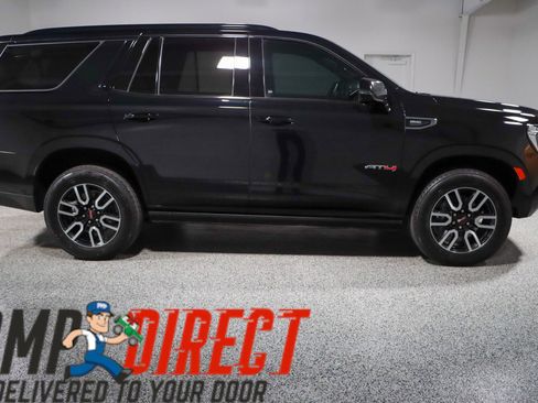 Used 2024 GMC Yukon AT4 w/ Max Trailering Package image 6