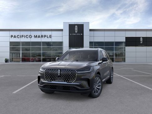 New 2026 Lincoln Aviator Reserve AWD/4WD image 2