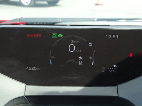 Used 2025 Toyota Prius Plug-In Hybrid image 25