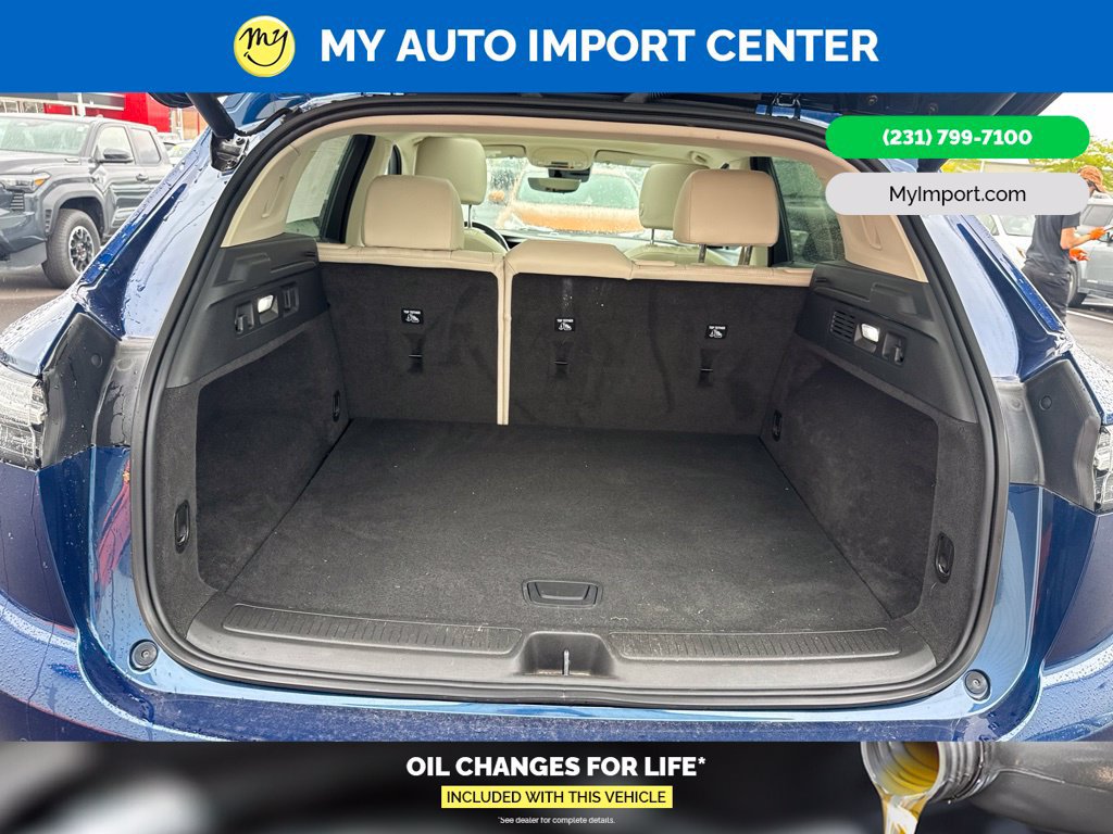Used 2023 Buick Envision Avenir AWD/4WD image 29