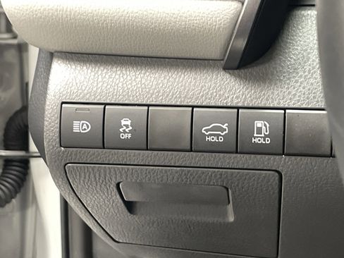 Used 2023 Toyota Camry SE FWD image 29