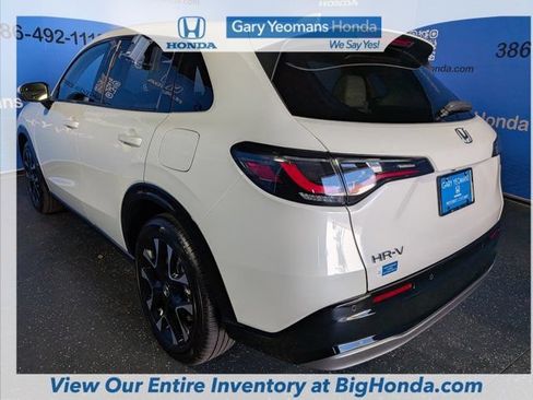 Used 2026 Honda HR-V EX-L image 9