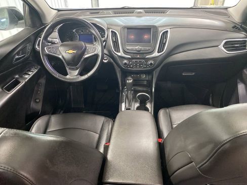 Used 2020 Chevrolet Equinox LT w/ Sport Edition AWD/4WD image 2