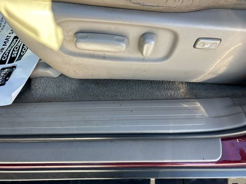 Used 2007 Toyota 4Runner Limited image 3