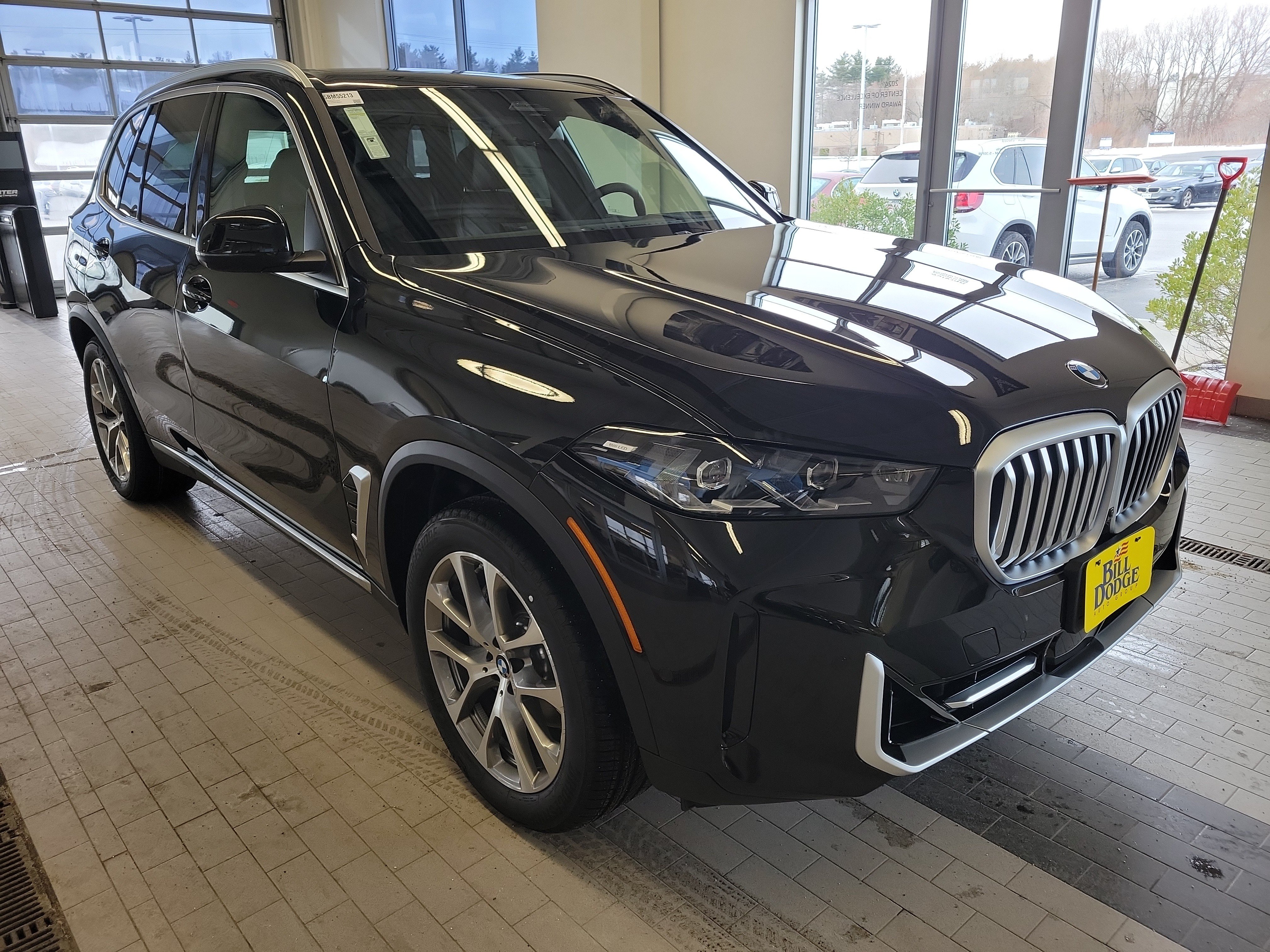 Used 2026 BMW X5 xDrive40i AWD/4WD image 3