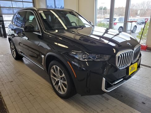 Used 2026 BMW X5 xDrive40i w/ Climate Comfort Package AWD/4WD image 3