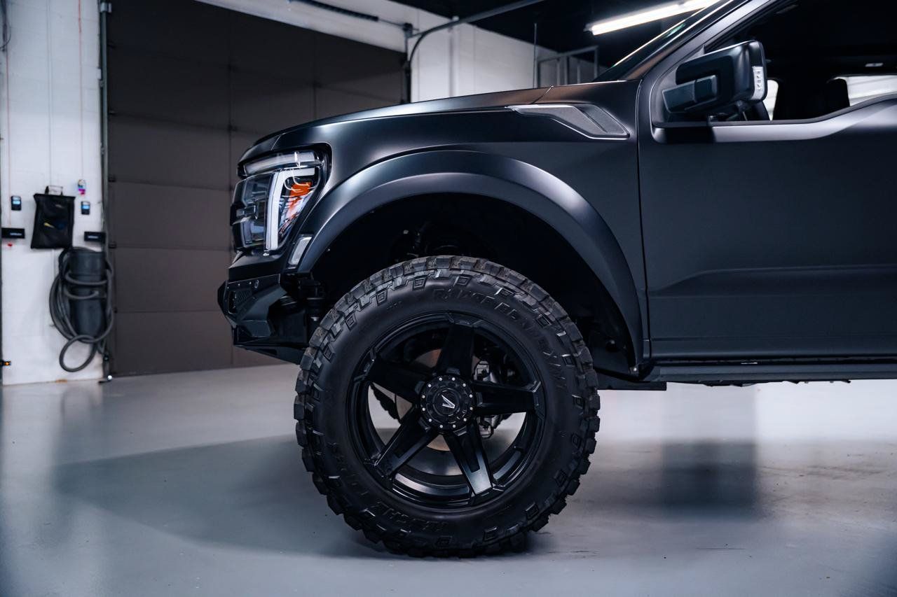 Used 2025 Ford F150 Raptor w/ Equipment Group 803A Raptor R AWD/4WD image 8