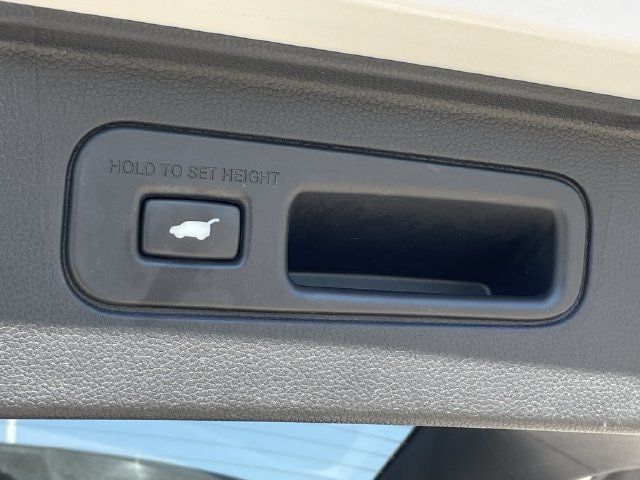 Used 2024 Honda Pilot Elite image 31