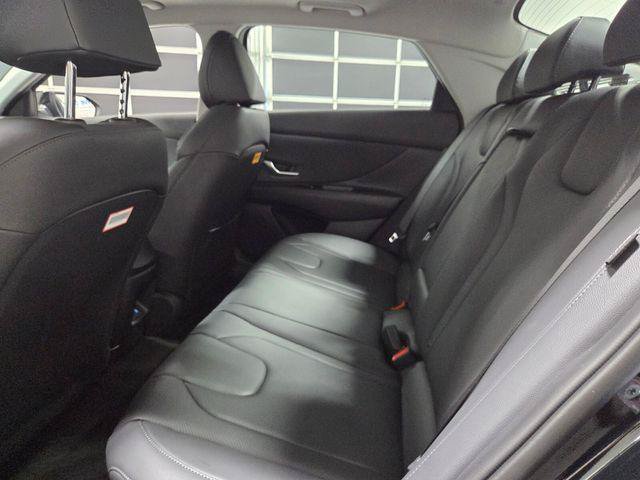 New 2026 Hyundai Elantra Limited FWD image 6