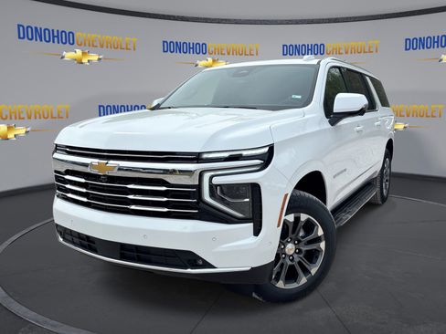 New 2026 Chevrolet Suburban LT w/ Comfort Package image 4