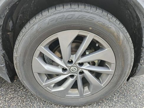 Used 2016 Nissan Rogue SL w/ SL Premium Package FWD image 24