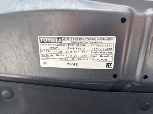 Used 2015 Toyota RAV4 LE AWD/4WD image 32
