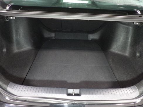 Used 2023 Honda Accord EX image 7