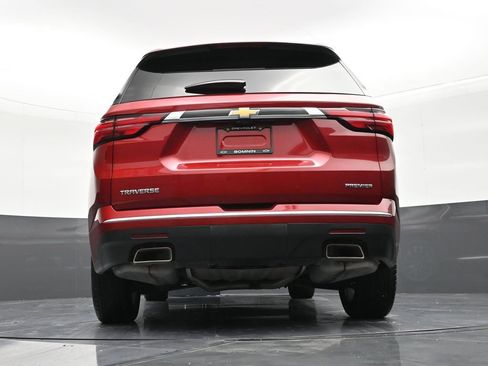 Used 2023 Chevrolet Traverse Premier FWD image 26