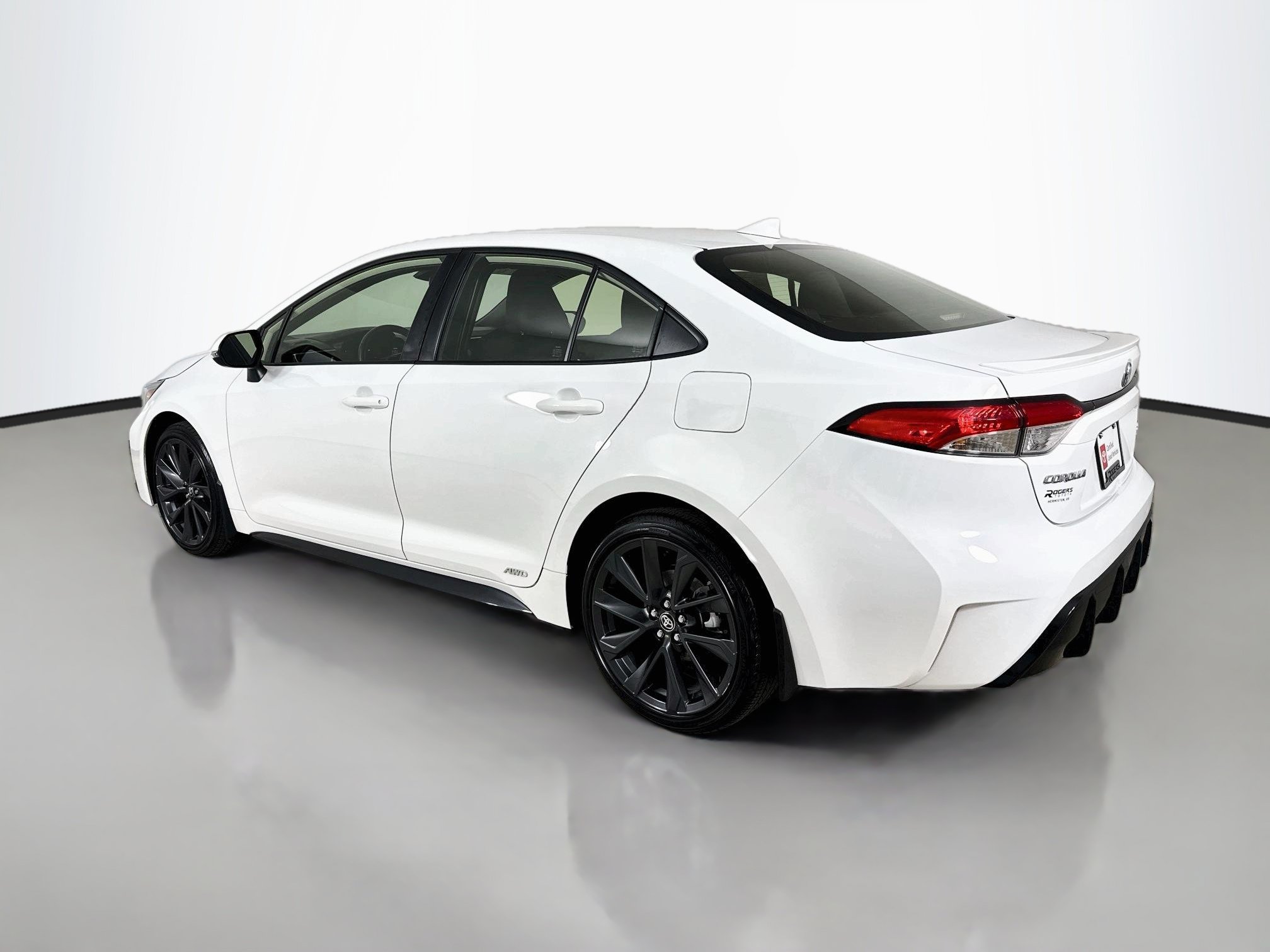Certified 2024 Toyota Corolla SE AWD/4WD image 6