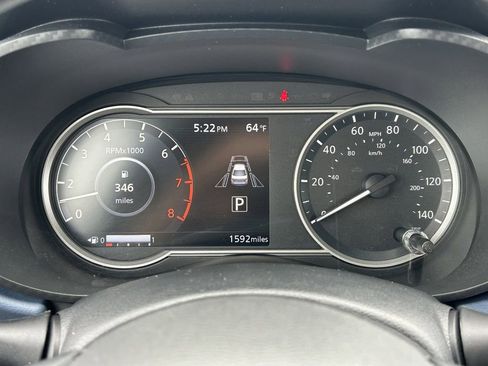 Used 2025 Nissan Versa SV w/ Trunk Package image 26