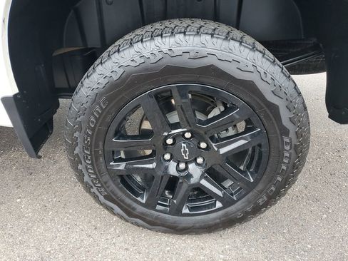 Certified 2025 Chevrolet Silverado 1500 Custom Trail Boss AWD/4WD image 29
