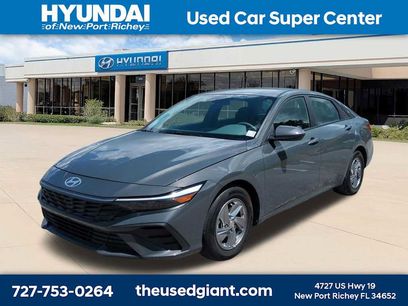 Used 2024 Hyundai Elantra SE