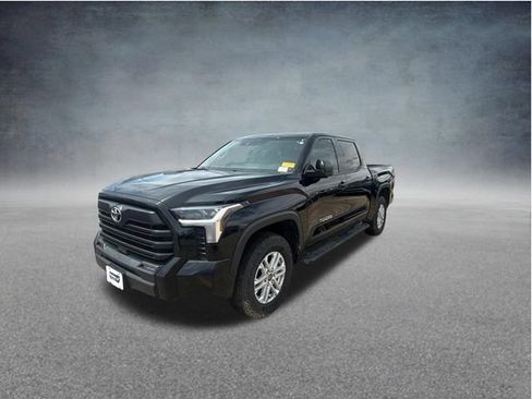 Used 2024 Toyota Tundra SR5 AWD/4WD image 3