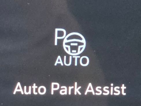 New 2026 Chevrolet Suburban Premier AWD/4WD image 15