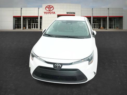 New 2026 Toyota Corolla LE image 2