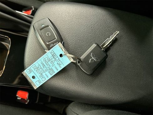 Used 2023 Mitsubishi Eclipse Cross LE image 12