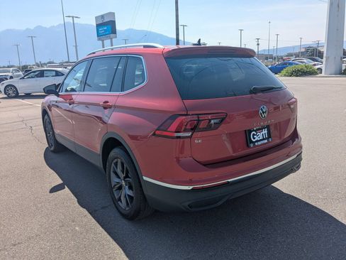 Used 2024 Volkswagen Tiguan SE AWD/4WD image 5