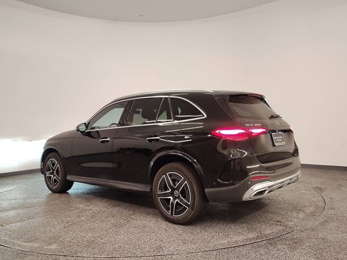 Certified 2026 Mercedes-Benz GLC 300 GLC 300 image 3