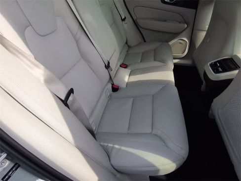 New 2026 Volvo XC60 B5 Ultra w/ Protection Package Premier image 20