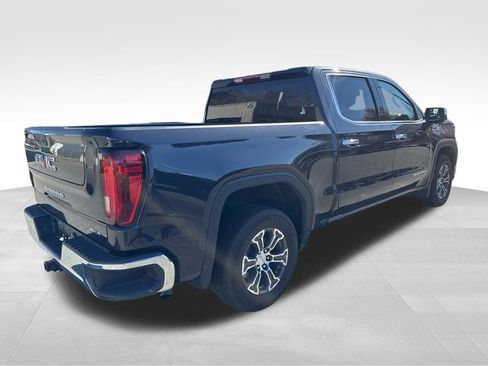 Used 2024 GMC Sierra 1500 SLT image 5