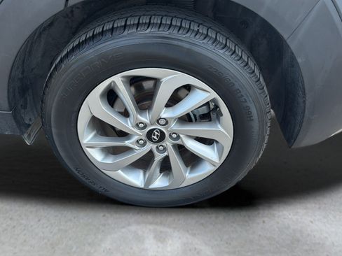 Used 2017 Hyundai Tucson SE w/ SE Popular Package 02 FWD image 18