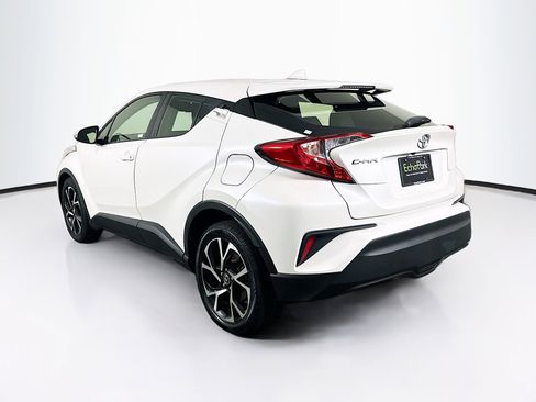 Used 2018 Toyota C-HR XLE FWD image 5