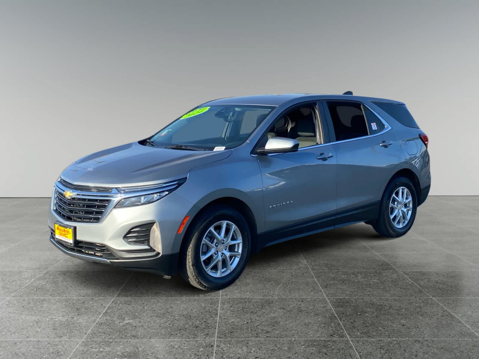 Used 2024 Chevrolet Equinox LT FWD image 1