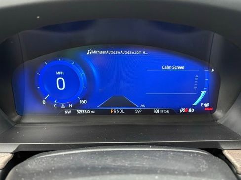 Used 2023 Ford Explorer Platinum w/ Technology Package image 19